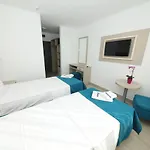 Delfin Mamaia