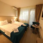 Hotel Delfin 3*