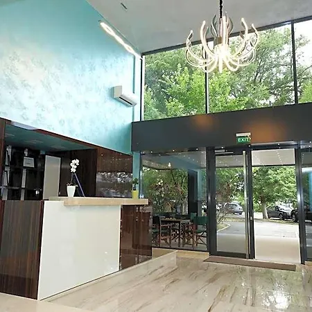 Delfin 酒店 3*